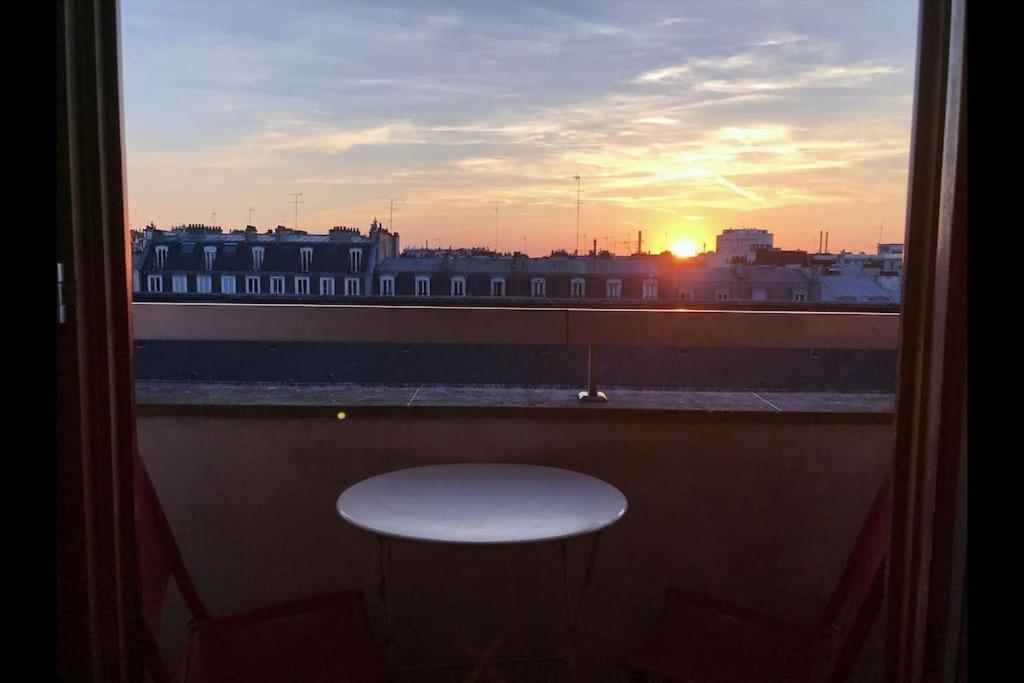 Le Charme De Montmartre A Ciel Ouvert Paris Exterior foto